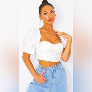 Pretty little thing NWOT White Puff Sleeve Crop Top